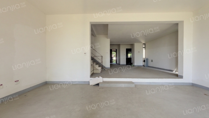 龙湖悠山郡四期二手房实景图