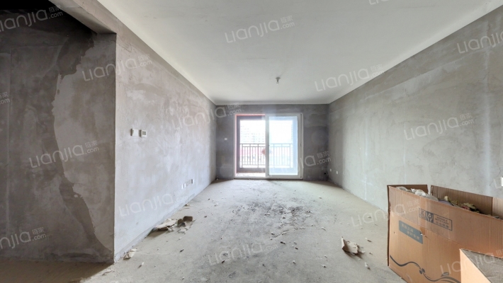 保利樾公馆二手房实景图