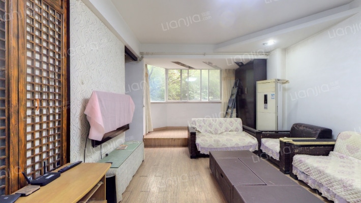 金盾花园二手房实景图