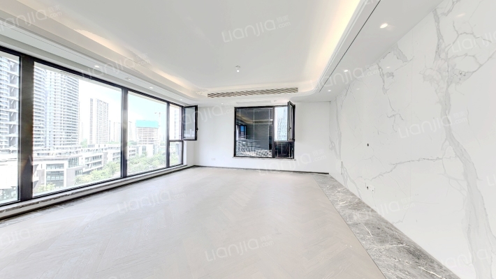 四季悦湖花园二手房实景图