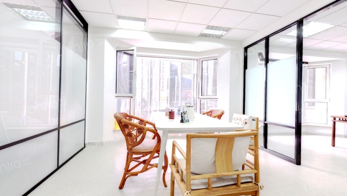 大连国际酒店二手房实景图