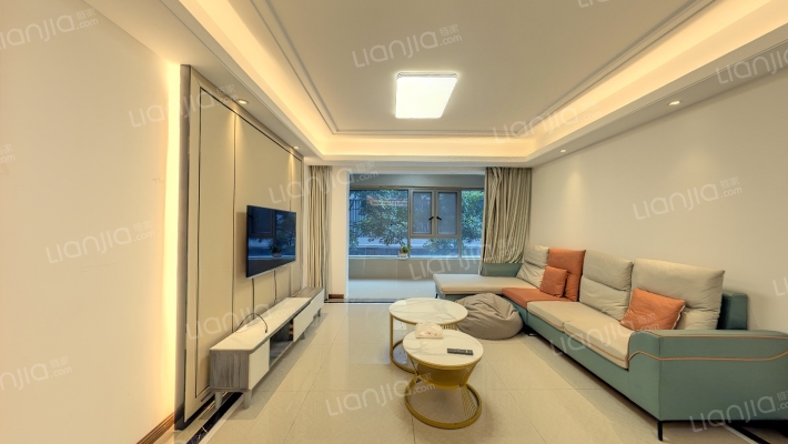 绿地新里城三期二手房实景图