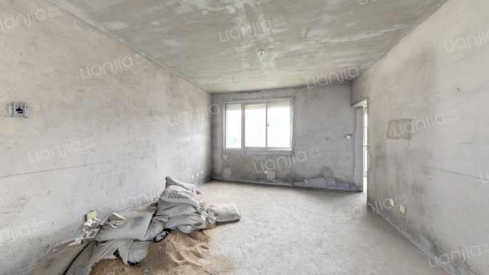 金陵春苑二手房实景图