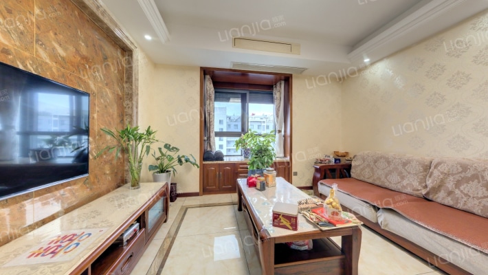 金盛田锦上二手房实景图