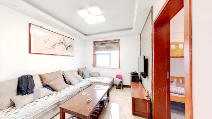 东郊小镇第五街区二手房实景图