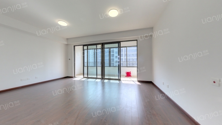 晴翠府二手房实景图