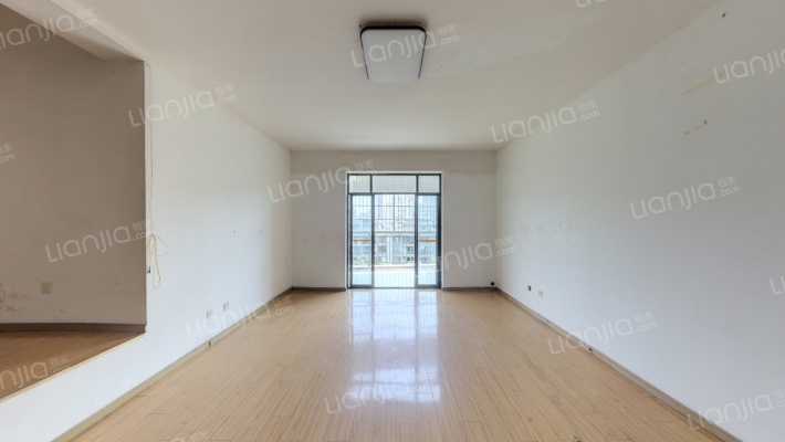 丹枫庭院二手房实景图