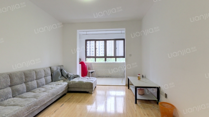 龙津广场C区二手房实景图