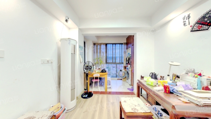 秀峰景山佳园二手房实景图