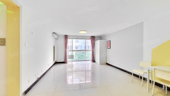 怡然家园5号院二手房实景图