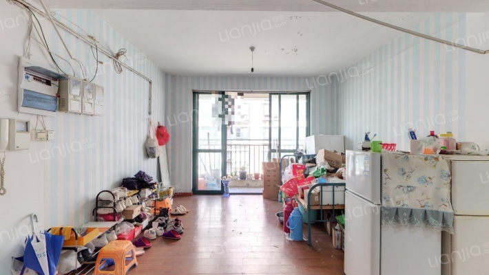 金湾华庭二手房实景图