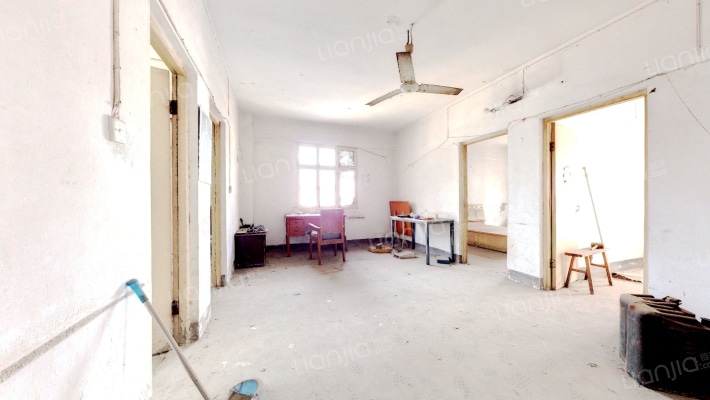 唐蔡社区三峡大院二手房实景图