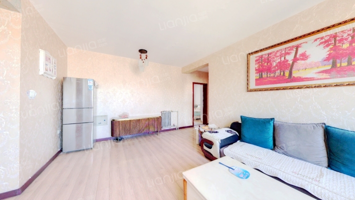 晶彩苑小区二手房实景图