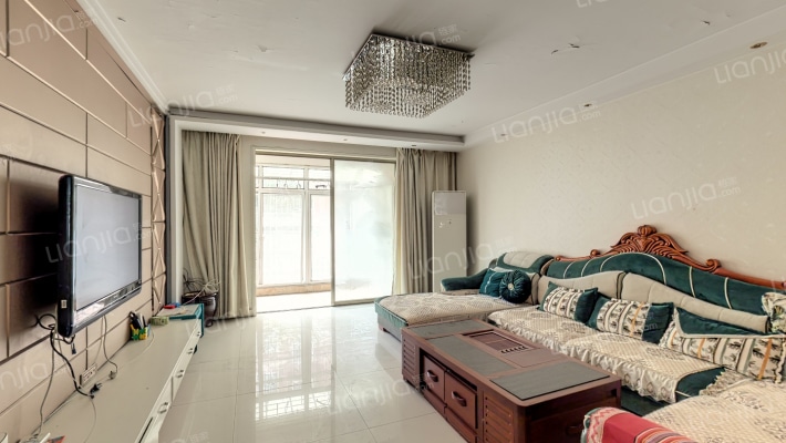 领秀城南区二手房实景图