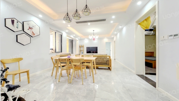 警馨苑二手房实景图