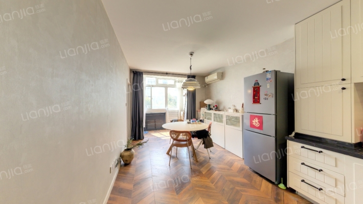 泰安路27弄二手房实景图