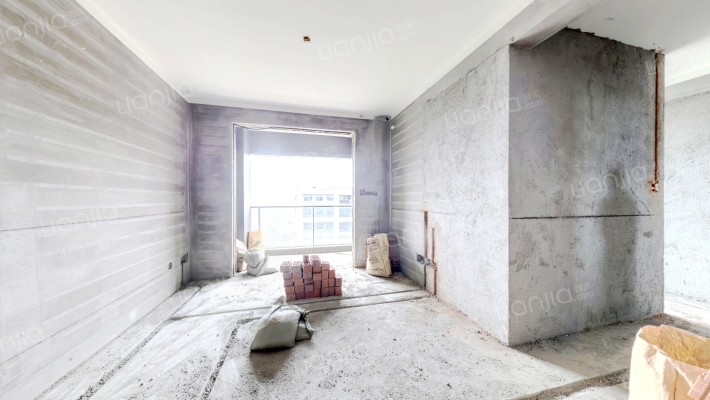 蓝城恒伟江南山庄二手房实景图