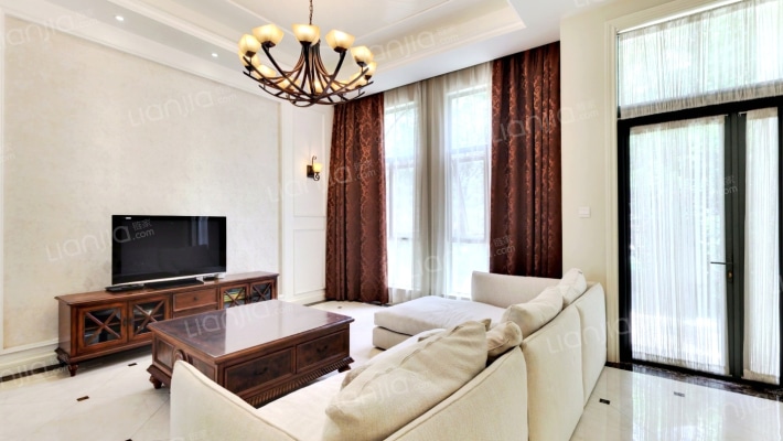 名仕豪庭(别墅）二手房实景图