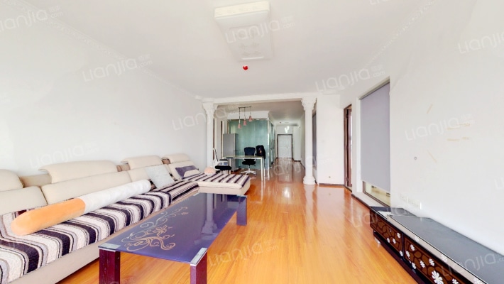 中央公园二手房实景图