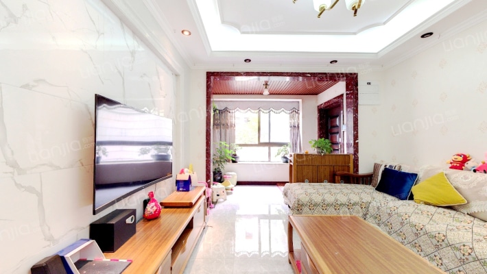 融创爱丽舍庄园二手房实景图