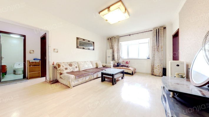 爱西华庭二手房实景图