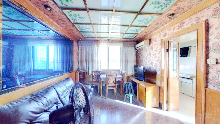 新高社区二手房实景图