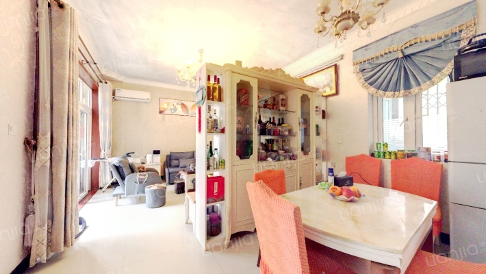 夏日港湾二手房实景图