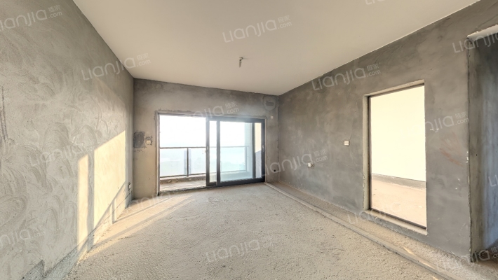 翔龙御湖居二手房实景图