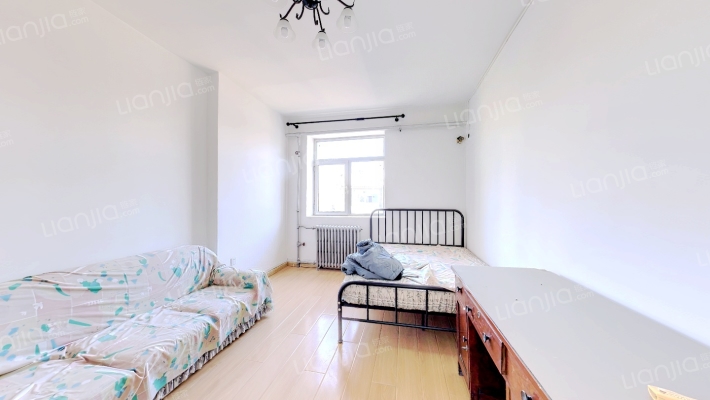 劳卫里二手房实景图