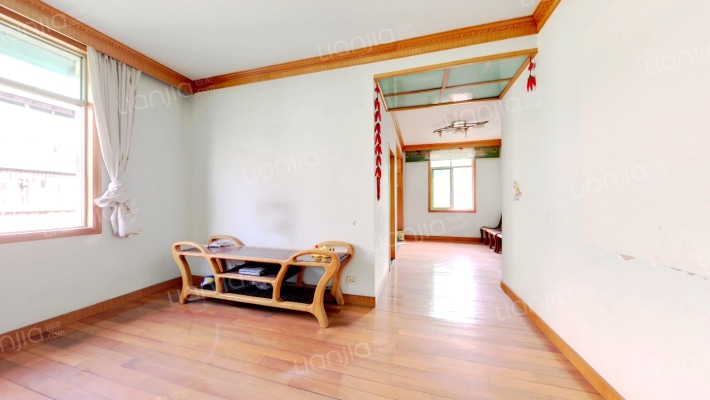 丹青苑B区二手房实景图