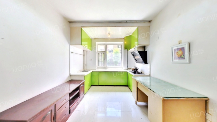 新地山湾C区二手房实景图