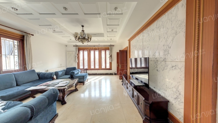 红顶花园中园二手房实景图