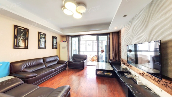 时代晶科名苑二手房实景图