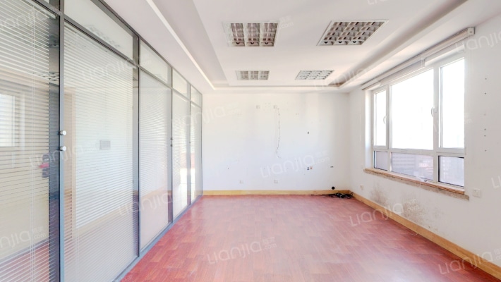 霍尔寓所二手房实景图