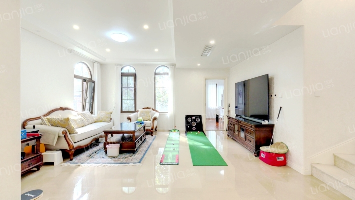 龙湖滟澜山二手房实景图