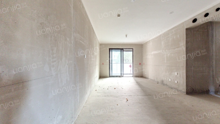 融创城融馨园二手房实景图