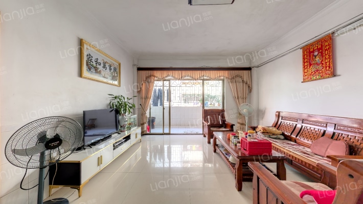 近秀花园住宅小区二手房实景图