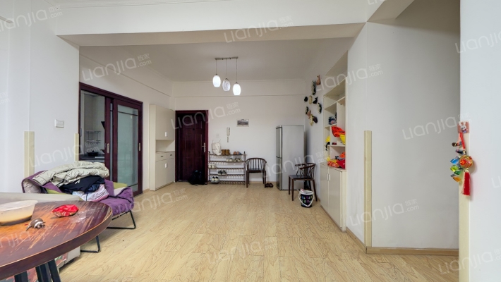 经开区教师公寓二手房实景图