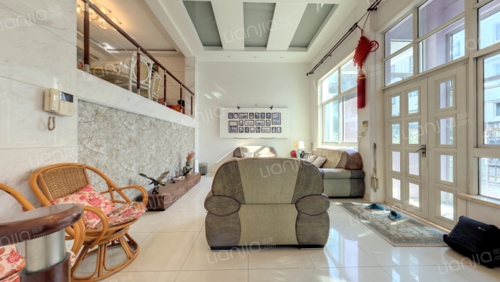 阳光花园二手房实景图