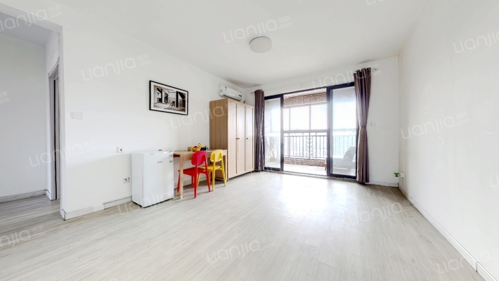 中环国际公寓(三期)二手房实景图