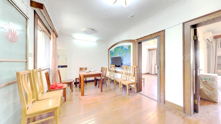 芳佳苑二手房实景图