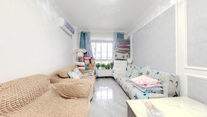 霏红榭三期二手房实景图