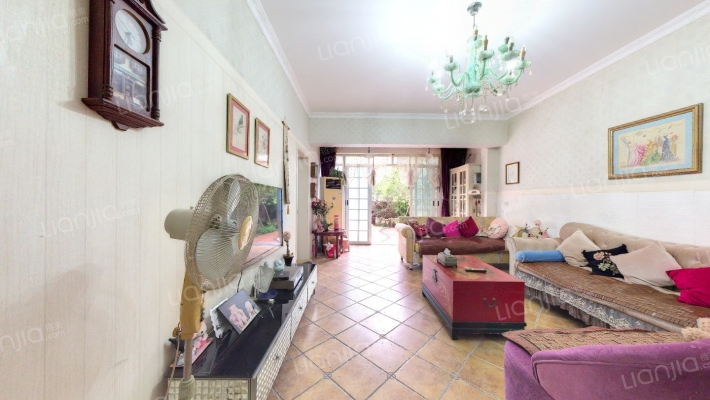 龙武圣士豪庭二手房实景图