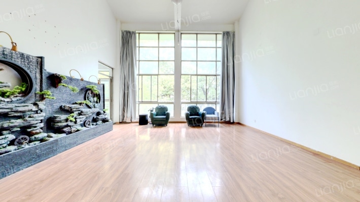 云顶别墅二手房实景图