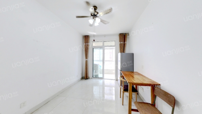 新型家园一期二手房实景图