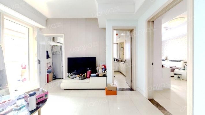 世豪小公馆二手房实景图