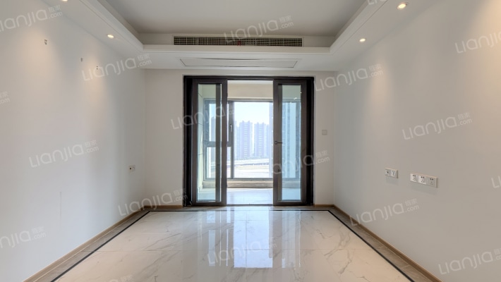 中海左岸澜庭二手房实景图