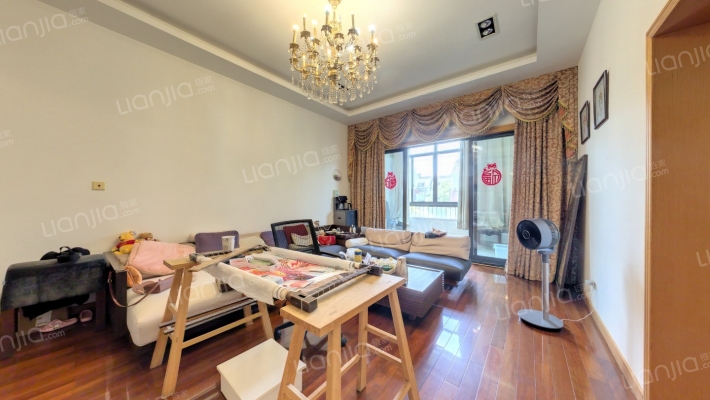 美兰金邸二手房实景图