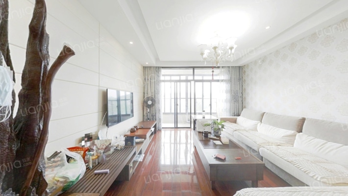 保利公园2010佩鲁贾二手房实景图