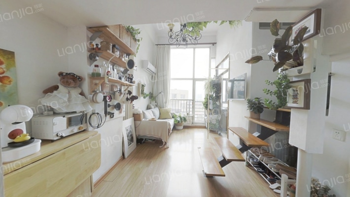 易捷空间二手房实景图